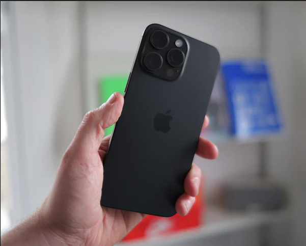Smartfon Apple iPhone 15 Pro MAX 512 Midnight Blcak